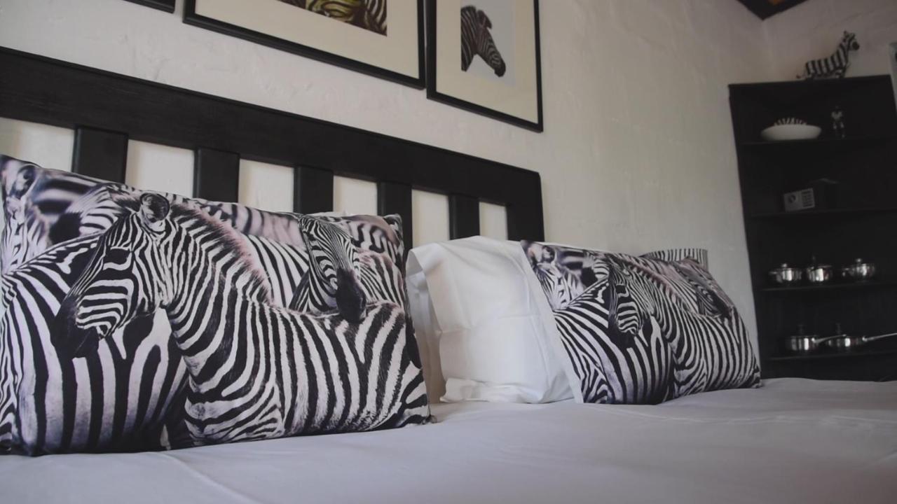 Zwartberg View Mountain Lodge Oudtshoorn Eksteriør billede